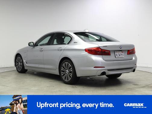 Gray 2019 BMW 530e iPerformance