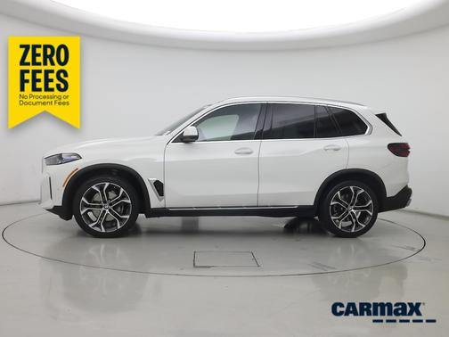 White 2025 BMW X5 xDrive40i
