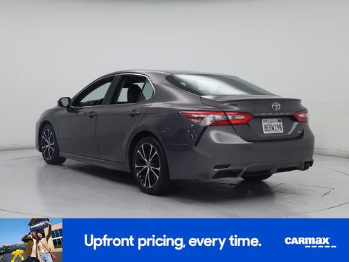 Gray 2018 Toyota Camry SE