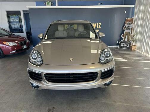 2016 Porsche Cayenne Base