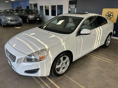 2013 Volvo S60 T5 Premier Plus