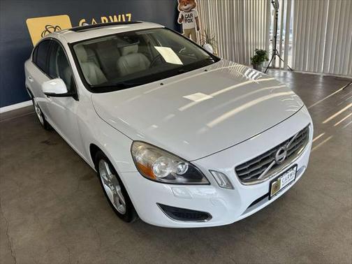 2013 Volvo S60 T5 Premier Plus