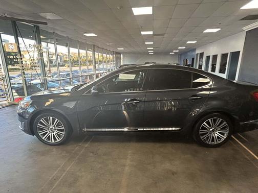 2014 Kia Cadenza Premium