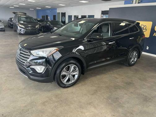 2016 Hyundai SANTA FE SE