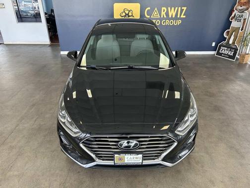 2018 Hyundai SONATA SE
