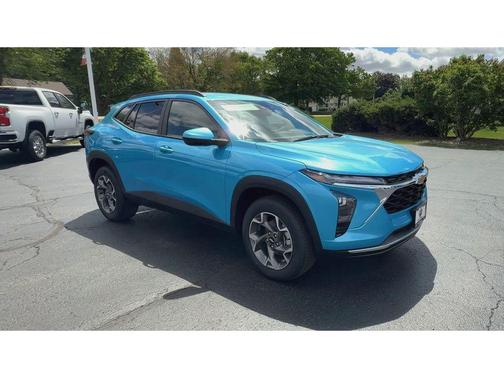 Marina Blue Metallic 2026 Chevrolet Trax LT