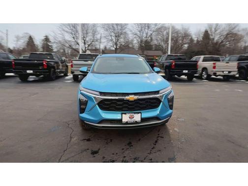 Marina Blue Metallic 2026 Chevrolet Trax LT