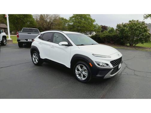Lunar White 2022 Hyundai KONA SEL