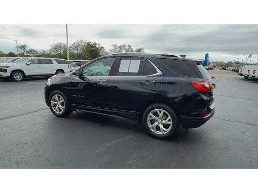 Midnight Blue Metallic 2021 Chevrolet Equinox Premier w/1LZ