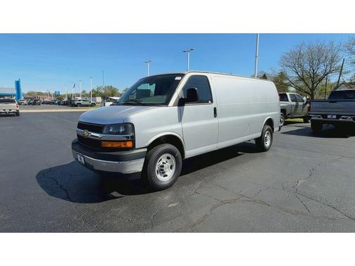 Silver Ice Metallic 2026 Chevrolet Express 2500 Work Van