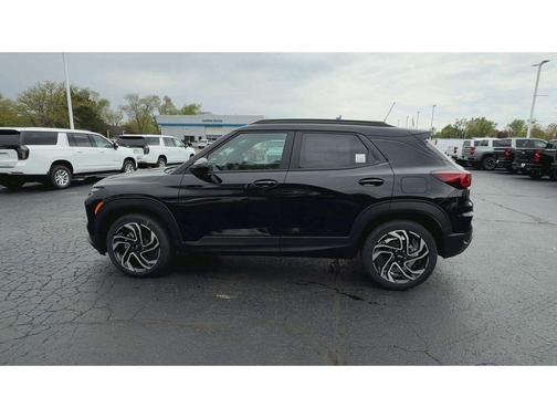 Mosaic Black Metallic 2026 Chevrolet Trailblazer RS