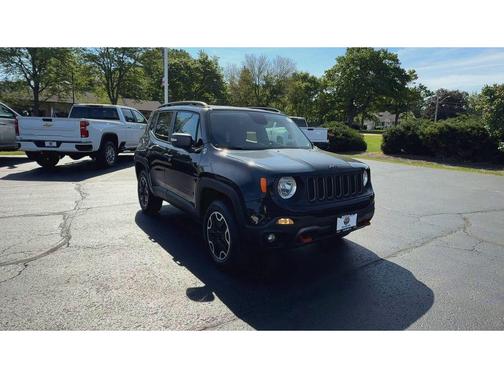 Black 2017 Jeep Renegade Trailhawk