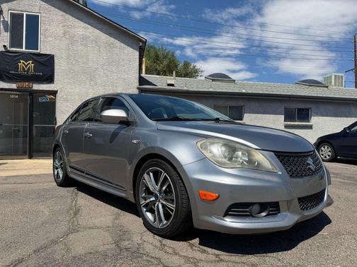 2011 Suzuki Kizashi Sport SLS