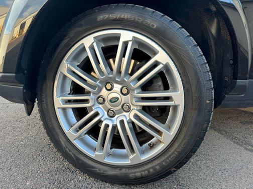 2012 Land Rover LR4 Base
