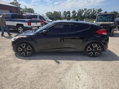 Black 2012 Hyundai Veloster Base