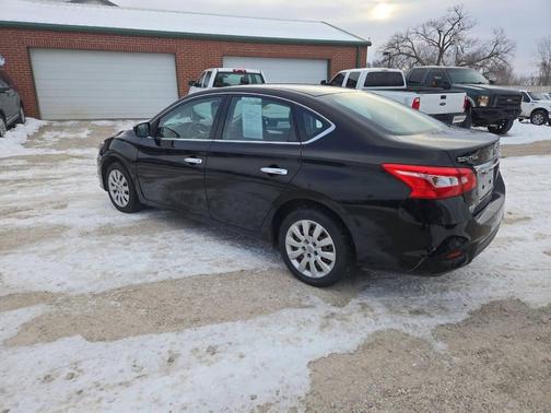 2016 Nissan Sentra S 4dr Sedan CVT
