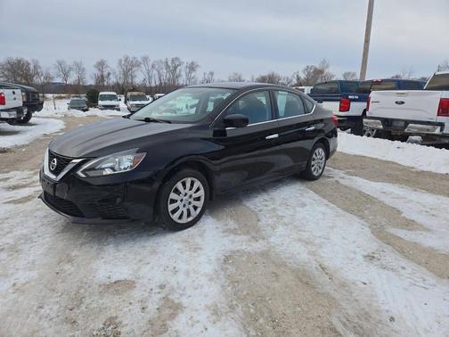2016 Nissan Sentra S 4dr Sedan CVT