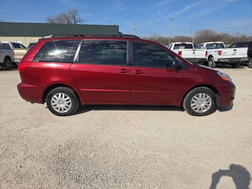 2008 Toyota Sienna CE