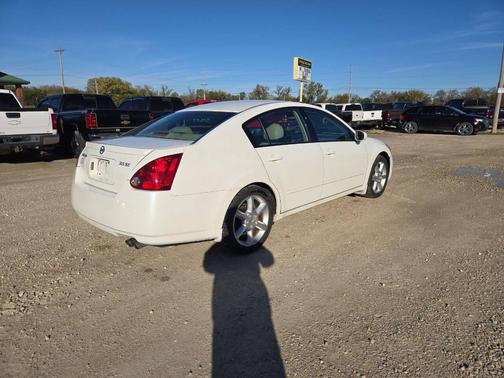2005 Nissan Maxima SL