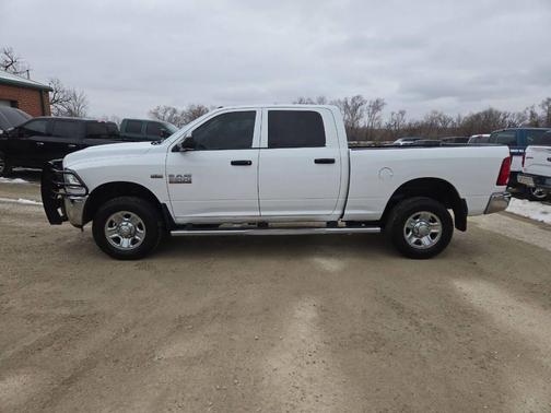 2018 RAM 2500 Tradesman 4x4 4dr Crew Cab 6.3 ft. SB Pickup