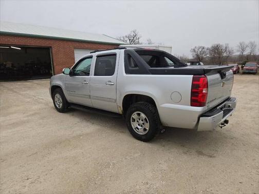 2011 Chevrolet Avalanche 1500 LS