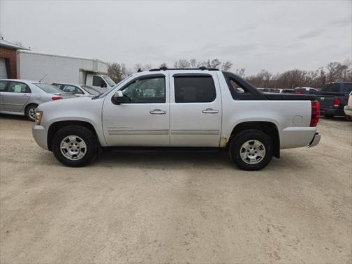 2011 Chevrolet Avalanche 1500 LS