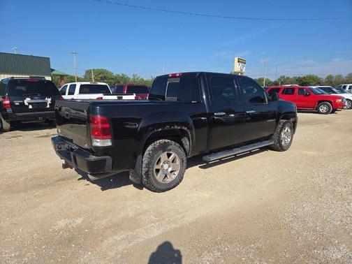 2007 GMC Sierra 1500 Denali Crew Cab