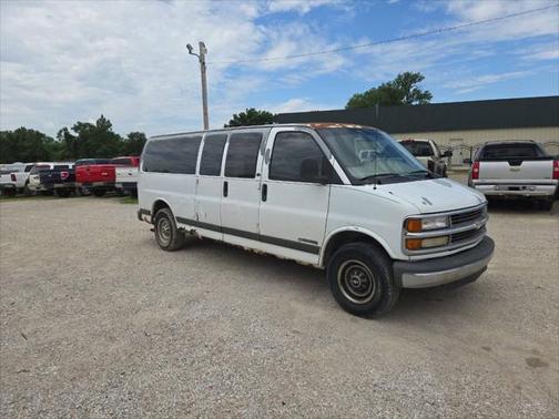 2001 Chevrolet Express 3500 LS Extended Wagon