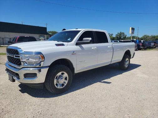 2022 RAM 2500 Big Horn 4x4 4dr Crew Cab 8 ft. LB Pickup