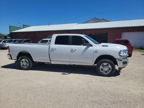 2022 RAM 2500 Big Horn 4x4 4dr Crew Cab 8 ft. LB Pickup
