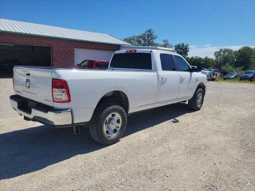 2022 RAM 2500 Big Horn 4x4 4dr Crew Cab 8 ft. LB Pickup