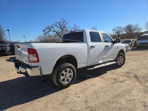 2024 RAM 2500 Big Horn 4x4 4dr Crew Cab 6.3 ft. SB Pickup