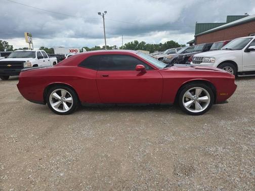 Burgundy 2009 Dodge Challenger SE