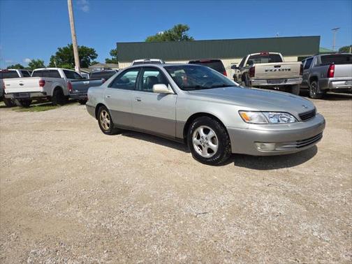 1999 Lexus ES 300 Base