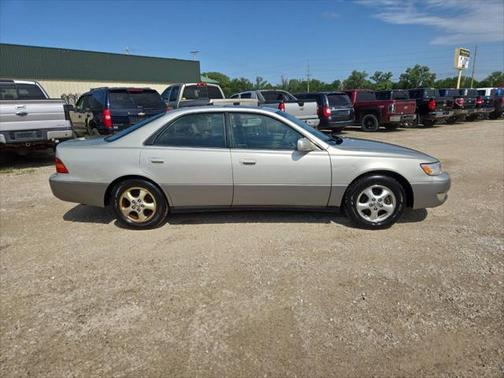 1999 Lexus ES 300 Base