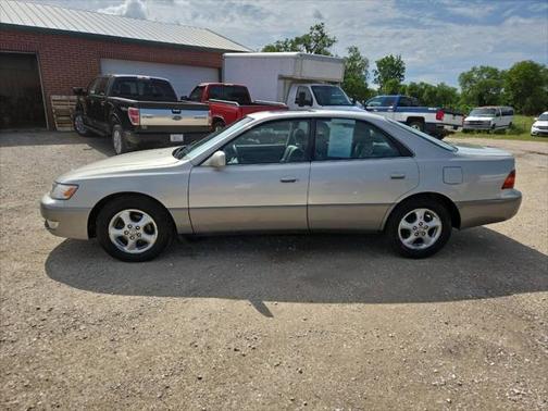 1999 Lexus ES 300 Base