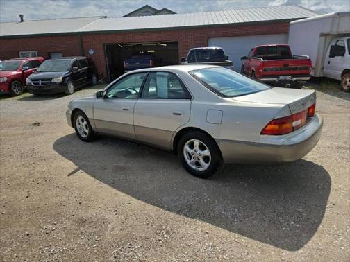 1999 Lexus ES 300 Base