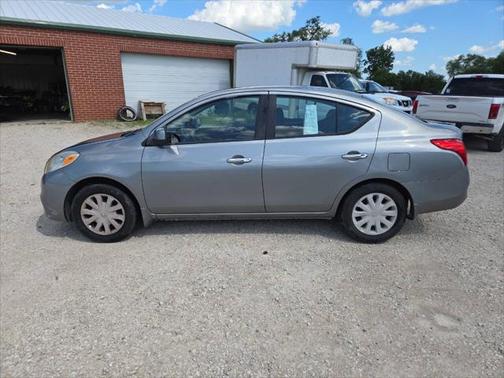 2012 Nissan Versa 1.6 S
