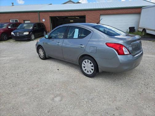 2012 Nissan Versa 1.6 S