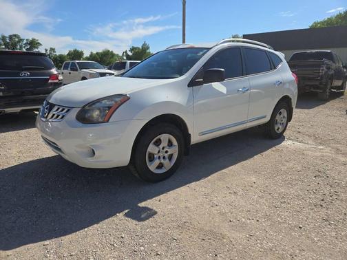 White 2014 Nissan Rogue Select S
