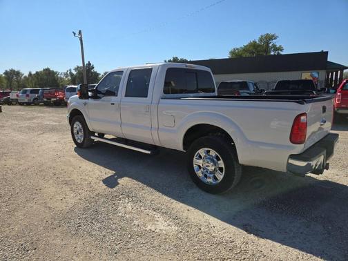 2015 Ford F-250 Lariat 4x4 4dr Crew Cab 6.8 ft. SB Pickup