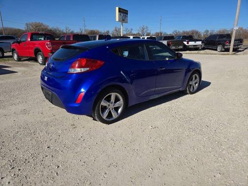 2014 Hyundai Veloster Base