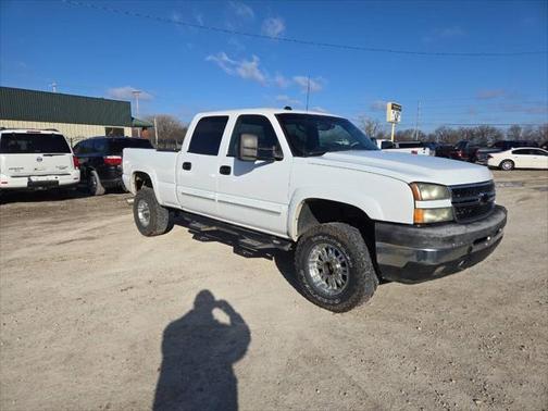 2005 Chevrolet Silverado 2500 LS H/D Crew Cab