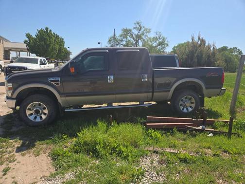 Gray 2008 Ford F-350 Lariat