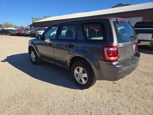 2011 Ford Escape XLS