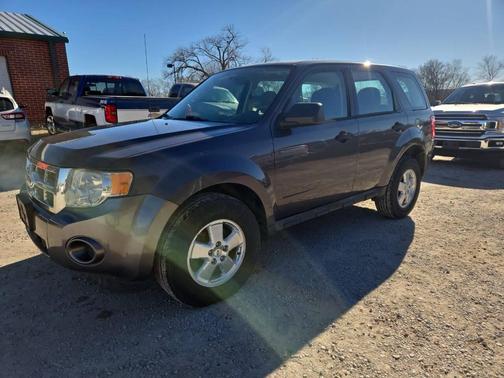 2011 Ford Escape XLS