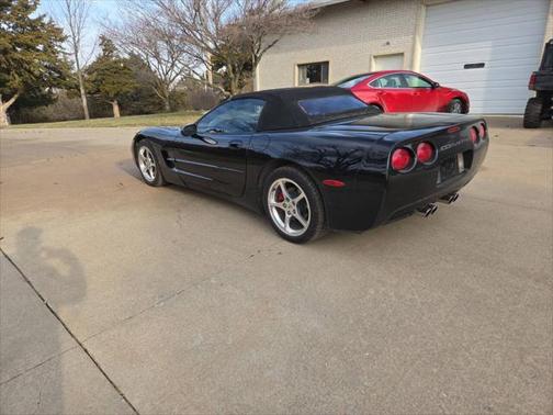 2000 Chevrolet Corvette Base