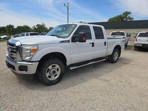White 2014 Ford F-250 XLT
