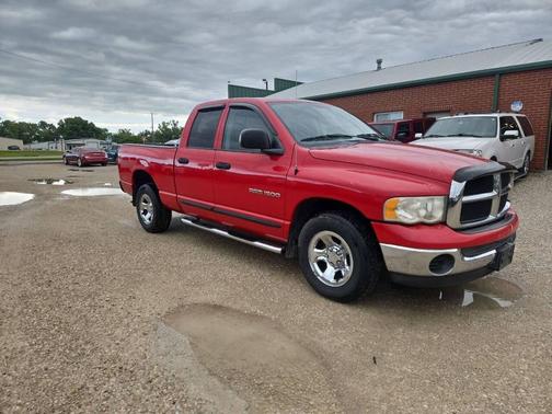 Red 2004 Dodge Ram 1500 SLT Quad Cab