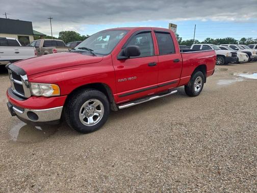 Red 2004 Dodge Ram 1500 SLT Quad Cab